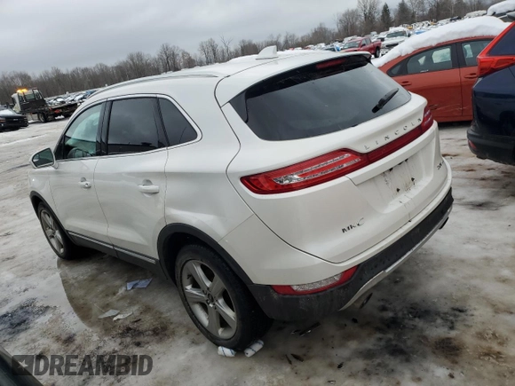 2017 Lincoln MKC Premiere z VIN 5LMCJ1D95HUL32196, wystawiony jako Copart lot #45160455 z przebiegiem 131 285 mil mil oraz Szkoda całkowita • Salvage title. Historia ofert i sprzedaży dostępna na DreamBid. Obrazek 2.