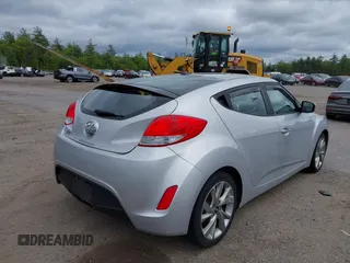 2016 Hyundai Veloster z VIN KMHTC6AD2GU277109, wystawiony jako IAAI lot #42312969 z przebiegiem 132 899 mil mil oraz . Historia ofert i sprzedaży dostępna na DreamBid. Obrazek 4.