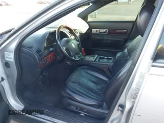 2005 Lincoln LS w/Luxury Pkg with VIN 1LNHM86S85Y632666, listed as a IAAI auction lot 41143989 with 220,415 mi miles. Bid and sale history available at carsss.com. Image 5.