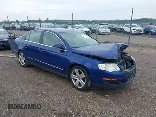 2008 Volkswagen Passat Komfort with VIN WVWAK73C98E143461, listed as a IAAI auction lot 42503327 with 210,003 mi miles and . Bid and sale history available at DreamBid. Image 1.