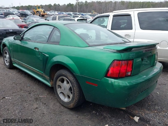 2001 Ford Mustang Standard with VIN 1FAFP40451F186932, listed as a IAAI auction lot 41519231 with 170,621 mi miles. Bid and sale history available at carsss.com. Image 3.