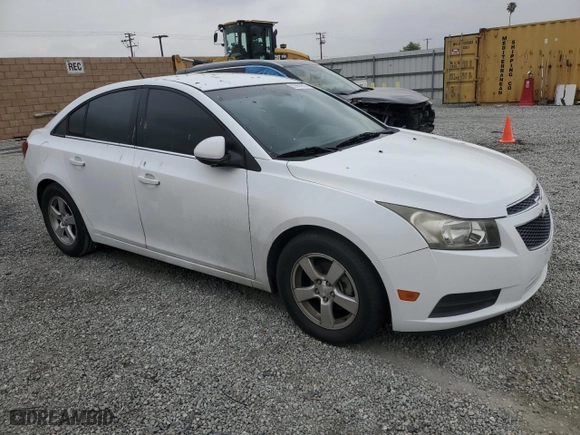 2014 Chevrolet Cruze 1LT with VIN 1G1PC5SB5E7125276, listed as a Copart auction lot 53361615 with 153,470 mi miles and Clean Title. Bid and sale history available at carsss.com. Image 4.