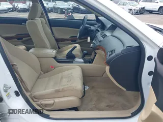 2011 Honda Accord EX с VIN 1HGCP2F74BA094455, выставлен на аукционе IAAI как лот 42504711 с пробегом 130 250 миль миль и . История ставок и продаж доступна на DreamBid. Изображение 5.