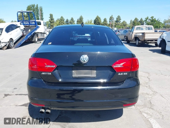 2013 Volkswagen Jetta SE with VIN 3VWDP7AJ4DM423726, listed as a IAAI auction lot 42269121 with 123,073 mi miles and . Bid and sale history available at DreamBid. Image 16.