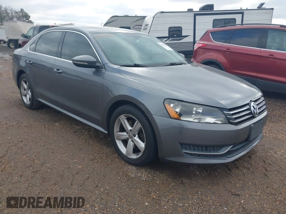 2012 Volkswagen Passat SE с VIN 1VWBH7A3XCC054344, выставлен на аукционе IAAI как лот 41290377 с пробегом 195 009 миль миль и . История ставок и продаж доступна на DreamBid. Изображение 1.