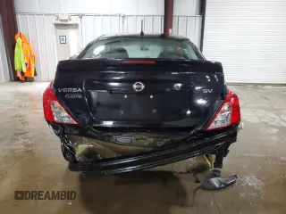 2019 Nissan Versa SV z VIN 3N1CN7APXKL829797, wystawiony jako Copart lot #59016235 z przebiegiem 90 811 mil mil oraz Szkoda całkowita • Salvage title. Historia ofert i sprzedaży dostępna na DreamBid. Obrazek 6.