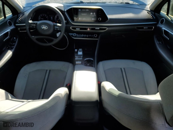 2021 Hyundai Sonata SE with VIN 5NPEG4JAXMH116931, listed as a Copart auction lot 49949535 with 31,561 mi miles and Salvage Title. Bid and sale history available at carsss.com. Image 8.