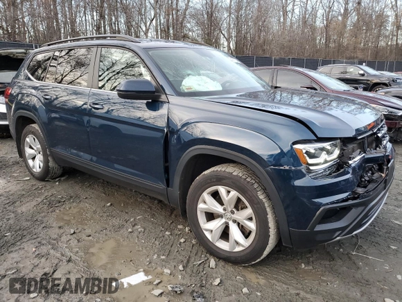 2020 Volkswagen Atlas S with VIN 1V2AP2CA0LC502282, listed as a Copart auction lot 84377224 with 40,327 mi miles and Salvage title. Bid and sale history available at DreamBid. Image 4.