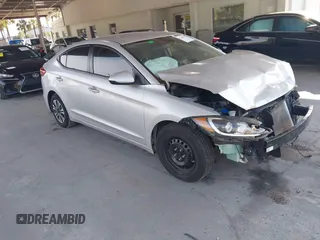 2017 Hyundai Elantra SE z VIN 5NPD74LF3HH129417, wystawiony jako IAAI lot #42363435 z przebiegiem 123 970 mil mil oraz . Historia ofert i sprzedaży dostępna na DreamBid. Obrazek 1.