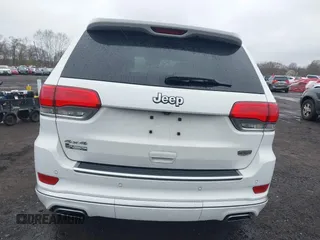 2020 Jeep Grand Cherokee Summit z VIN 1C4RJFJG0LC235505, wystawiony jako IAAI lot #42020520 z przebiegiem 61 624 mil mil oraz . Historia ofert i sprzedaży dostępna na DreamBid. Obrazek 16.