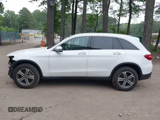 2019 Mercedes-Benz GLC 300 z VIN WDC0G4KB8KF669144, wystawiony jako IAAI lot #42216156 z przebiegiem 76 024 mil mil oraz . Historia ofert i sprzedaży dostępna na DreamBid. Obrazek 15.