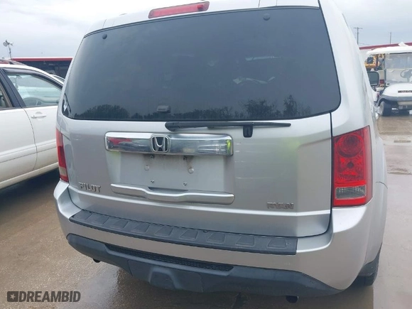 2012 Honda Pilot EX-L with VIN 5FNYF3H54CB011401, listed as a IAAI auction lot 41944126 with 179,720 mi miles. Bid and sale history available at carsss.com. Image 16.