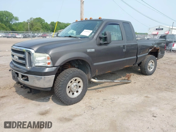 2005 Ford F-250 XL с VIN 1FTSX215X5EC32450, выставлен на аукционе IAAI как лот 42405822 с пробегом Не указан миль и . История ставок и продаж доступна на DreamBid. Изображение 17.