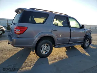 2001 Toyota Sequoia Limited with VIN 5TDBT48A41S001090, listed as a Copart auction lot 87897875 with 241,046 mi miles and Salvage Title. Bid and sale history available at carsss.com. Image 3.