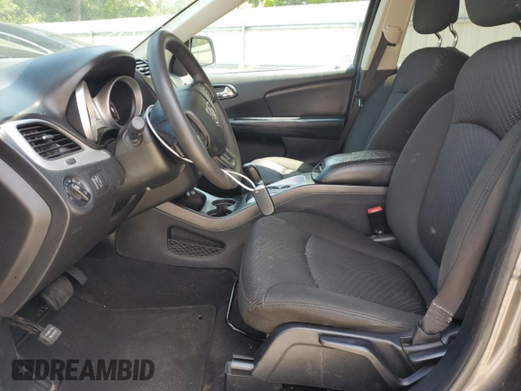 2019 Dodge Journey SE z VIN 3C4PDCBB7KT835523, wystawiony jako Copart lot #64476914 z przebiegiem 91 143 mil mil oraz Szkoda całkowita • Salvage title. Historia ofert i sprzedaży dostępna na DreamBid. Obrazek 7.