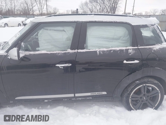 2016 MINI Countryman S with VIN WMWZC3C56GWT11105, listed as a IAAI auction lot 41228246 with 102,971 mi miles and . Bid and sale history available at DreamBid. Image 14.
