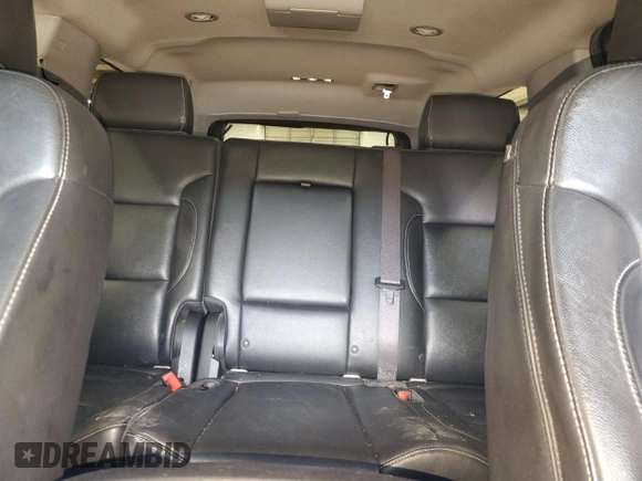 2015 Chevrolet Suburban LT z VIN 1GNSKJKC2FR744694, wystawiony jako Copart lot #56769735 z przebiegiem 125 944 mil mil oraz Szkoda całkowita • Salvage title. Historia ofert i sprzedaży dostępna na DreamBid. Obrazek 10.
