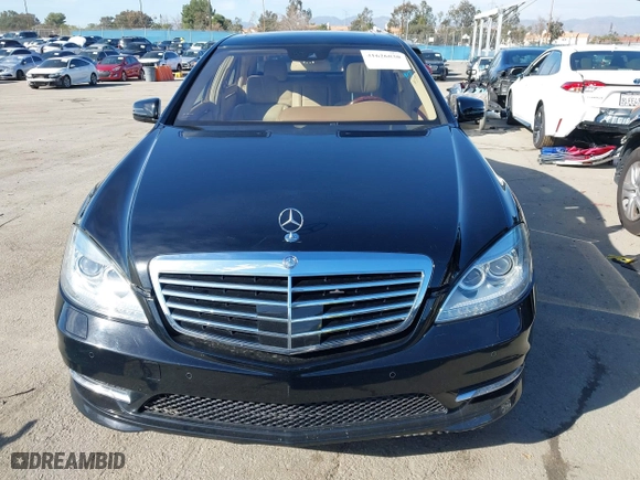 2012 Mercedes-Benz S-Class S 550 with VIN WDDNG7DBXCA425719, listed as a IAAI auction lot 41626830 with 71,227 mi miles. Bid and sale history available at carsss.com. Image 12.