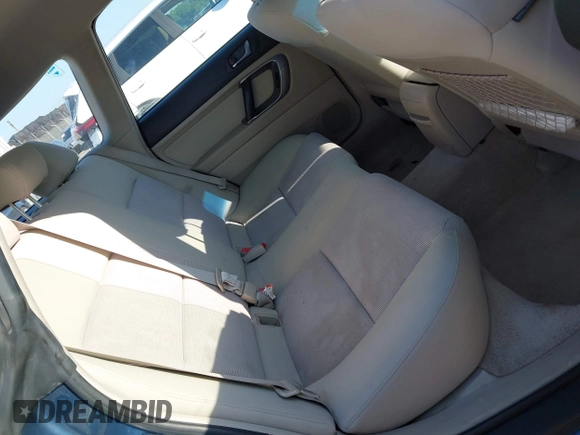 2007 Subaru Legacy Outback with VIN 4S4BP61C877318610, listed as a IAAI auction lot 42579912 with 177,648 mi miles and . Bid and sale history available at DreamBid. Image 8.
