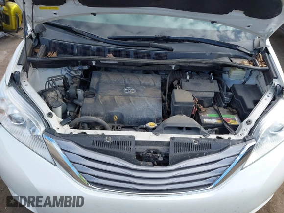 2016 Toyota Sienna XLE with VIN 5TDYK3DC8GS738204, listed as a IAAI auction lot 41105430 with 109,248 mi miles. Bid and sale history available at carsss.com. Image 10.