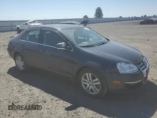 2010 Volkswagen Jetta TDI with VIN 3VWRL7AJ3AM061952, listed as a Copart auction lot 65233875 with 158,586 mi miles and Salvage title. Bid and sale history available at DreamBid. Image 4.