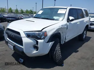 2019 Toyota 4Runner SR5 with VIN JTEBU5JR1K5725714, listed as a IAAI auction lot 42565292 with 43,826 mi miles and . Bid and sale history available at DreamBid. Image 2.