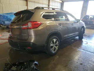2022 Subaru Ascent Premium with VIN 4S4WMACD2N3441116, listed as a Copart auction lot 54827845 with 40,871 mi miles and Salvage title. Bid and sale history available at DreamBid. Image 3.