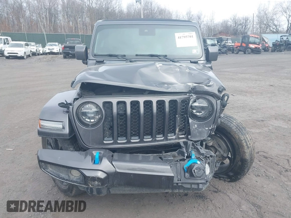 2021 Jeep Wrangler Unlimited Sahara with VIN 1C4JJXP65MW676726, listed as a IAAI auction lot 41795701 with 38,480 mi miles and . Bid and sale history available at DreamBid. Image 6.