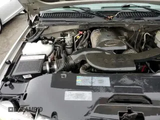 2005 Chevrolet Suburban LS with VIN 3GNFK16Z15G250471, listed as a Copart auction lot 84955194 with 192,610 mi miles and Clean title. Bid and sale history available at DreamBid. Image 14.