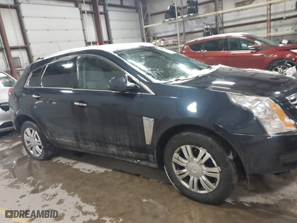 2014 Cadillac SRX Luxury Collection with VIN 3GYFNEE31ES561037, listed as a IAAI auction lot 41373540 with 126,108 mi miles. Bid and sale history available at carsss.com. Image 14.