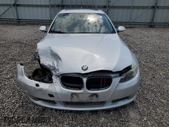 2007 BMW 3 Series 335i with VIN WBAWB73527PV82055, listed as a Copart auction lot 61898255 with Not provided miles and Salvage title. Bid and sale history available at DreamBid. Image 5.