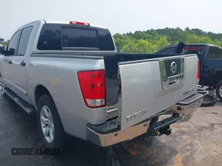 2010 Nissan Titan SE with VIN 1N6BA0ED7AN319933, listed as a IAAI auction lot 42385986 with 273,974 mi miles and . Bid and sale history available at DreamBid. Image 18.