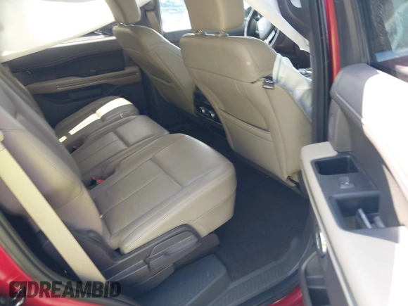 2019 Ford Expedition XLT z VIN 1FMJU1HT5KEA71256, wystawiony jako IAAI lot #42159247 z przebiegiem 133 054 mil mil oraz . Historia ofert i sprzedaży dostępna na DreamBid. Obrazek 8.