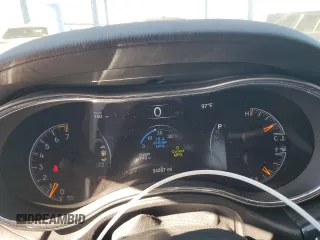 2018 Jeep Grand Cherokee Overland with VIN 1C4RJFCG8JC418368, listed as a Copart auction lot 50014005 with 34,287 mi miles and Salvage Title. Bid and sale history available at carsss.com. Image 9.
