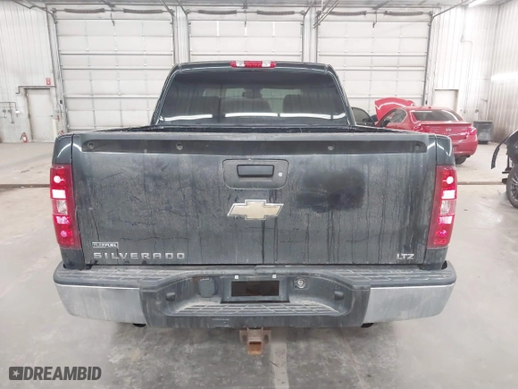 2009 Chevrolet Silverado 1500 LTZ with VIN 3GCEK33399G285667, listed as a IAAI auction lot 41253363 with 219,199 mi miles. Bid and sale history available at carsss.com. Image 16.