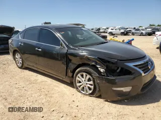 2014 Nissan Altima S with VIN 1N4AL3APXEN231240, listed as a Copart auction lot 52305935 with 194,219 mi miles and Salvage Title. Bid and sale history available at DreamBid. Image 4.
