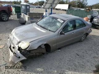 2004 Mercedes-Benz C 320 with VIN WDBRF64J24F545033, listed as a Copart auction lot 87768455 with 217,094 mi miles and Salvage Title. Bid and sale history available at DreamBid. Image 1.