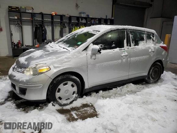 2007 Nissan Versa 1.8 S with VIN 3N1BC13E77L450063, listed as a Copart auction lot 42299135 with 81,821 mi miles and Salvage Title. Bid and sale history available at carsss.com. Image 1.