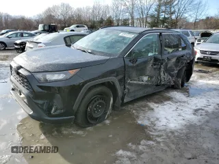 2021 Toyota RAV4 LE with VIN 2T3F1RFV7MC223475, listed as a Copart auction lot 47951695 with 47,737 mi miles and Salvage Title. Bid and sale history available at carsss.com. Image 1.