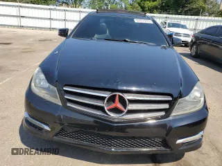 2013 Mercedes-Benz C 250 z VIN WDDGJ4HB2DF949082, wystawiony jako Copart lot #65957375 z przebiegiem 156 936 mil mil oraz Czysty tytuł • Clean title. Historia ofert i sprzedaży dostępna na DreamBid. Obrazek 5.