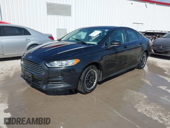 2013 Ford Fusion S with VIN 3FA6P0G74DR108089, listed as a IAAI auction lot 41767932 with 324,414 mi miles. Bid and sale history available at carsss.com. Image 2.