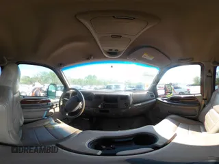 2002 Ford F-250 XL с VIN 1FTNW21F92EC27048, выставлен на аукционе IAAI как лот 42016383 с пробегом 179 671 миль миль и . История ставок и продаж доступна на DreamBid. Изображение 22.