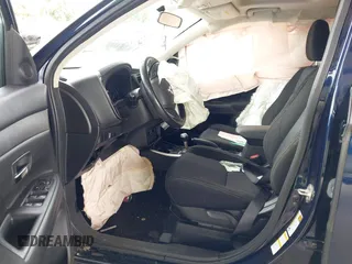 2018 Mitsubishi Outlander SE z VIN JA4AD3A30JZ058653, wystawiony jako IAAI lot #42188099 z przebiegiem 35 652 mil mil oraz . Historia ofert i sprzedaży dostępna na DreamBid. Obrazek 5.