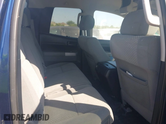2008 Toyota Tundra z VIN 5TBBV54108S491746, wystawiony jako IAAI lot #42225719 z przebiegiem 142 589 mil mil oraz . Historia ofert i sprzedaży dostępna na DreamBid. Obrazek 8.