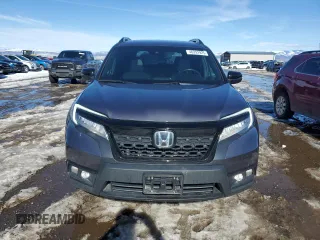 2021 Honda Passport Touring with VIN 5FNYF8H99MB006096, listed as a Copart auction lot 46292925 with 40,809 mi miles and Salvage Title. Bid and sale history available at carsss.com. Image 5.