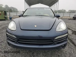 2014 Porsche Cayenne S Hybrid z VIN WP1AE2A20ELA51052, wystawiony jako Copart lot #59554375 z przebiegiem 97 687 mil mil oraz Szkoda całkowita • Salvage title. Historia ofert i sprzedaży dostępna na DreamBid. Obrazek 5.