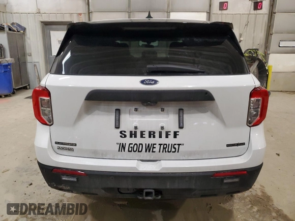2024 Ford Police Interceptor Utility z VIN 1FM5K8AB7RGA02908, wystawiony jako Copart lot #89098655 z przebiegiem 4 565 mil mil oraz Szkoda całkowita • Salvage title. Historia ofert i sprzedaży dostępna na DreamBid. Obrazek 6.