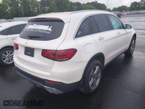 2022 Mercedes-Benz GLC 300 with VIN W1N0G8DB7NV397960, listed as a IAAI auction lot 42236088 with 18,100 mi miles and . Bid and sale history available at DreamBid. Image 4.