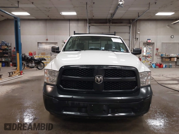 2017 Ram 1500 Tradesman with VIN 3C6JR6DG7HG622291, listed as a IAAI auction lot 42096791 with 47,370 mi miles and . Bid and sale history available at DreamBid. Image 12.