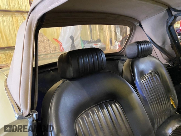 1973 Alfa Romeo Spider z VIN AR3041681, wystawiony jako Copart lot #66698765 z przebiegiem 20 513 mil mil oraz Czysty tytuł • Clean title. Historia ofert i sprzedaży dostępna na DreamBid. Obrazek 12.